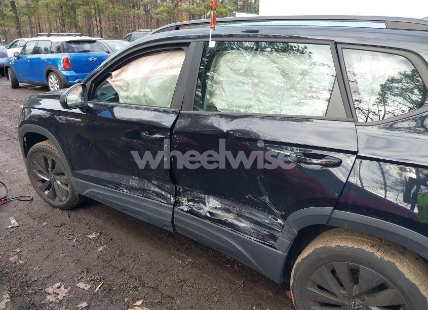 Photo 6 of 2023 Volkswagen Taos 1.5T S (VIN 3VVCX7B25PM302456)