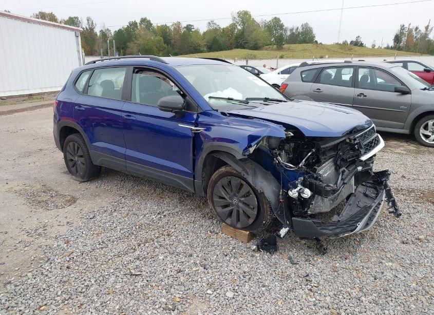 2022 Volkswagen Taos 1.5T S (VIN 3VVCX7B26NM079504) main photo