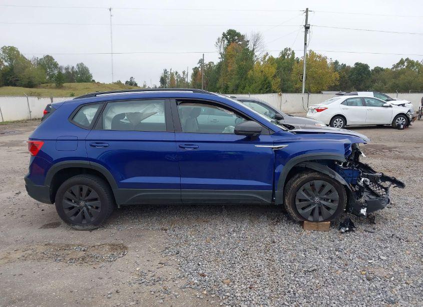 Photo 13 of 2022 Volkswagen Taos 1.5T S (VIN 3VVCX7B26NM079504)