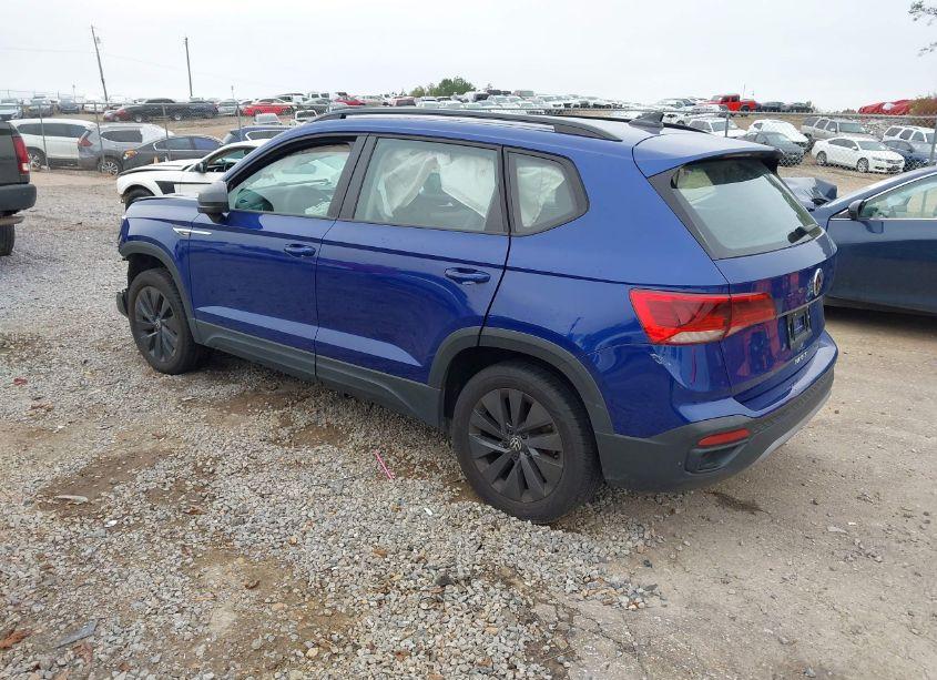 Photo 3 of 2022 Volkswagen Taos 1.5T S (VIN 3VVCX7B26NM079504)