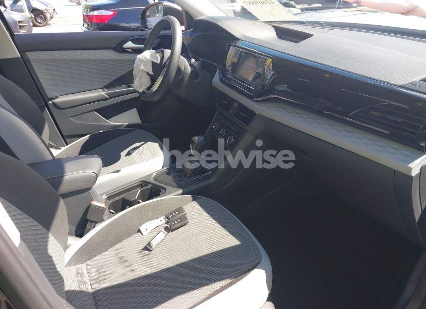 Photo 5 of 2022 Volkswagen Taos 1.5T S (VIN 3VVCX7B27NM006299)