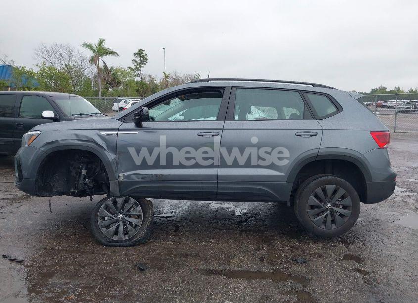 Photo 14 of 2022 Volkswagen Taos 1.5T S (VIN 3VVCX7B28NM066267)