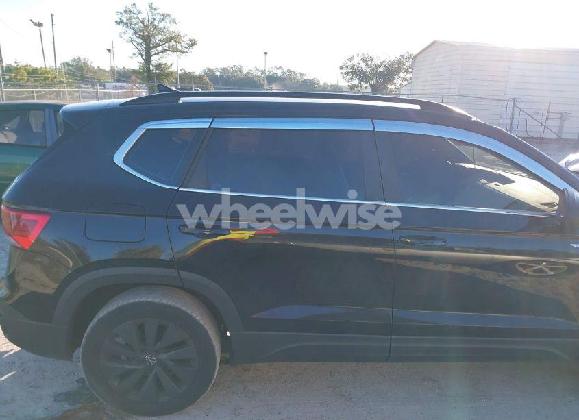 Photo 13 of 2022 Volkswagen Taos 1.5T S (VIN 3VVCX7B29NM049686)