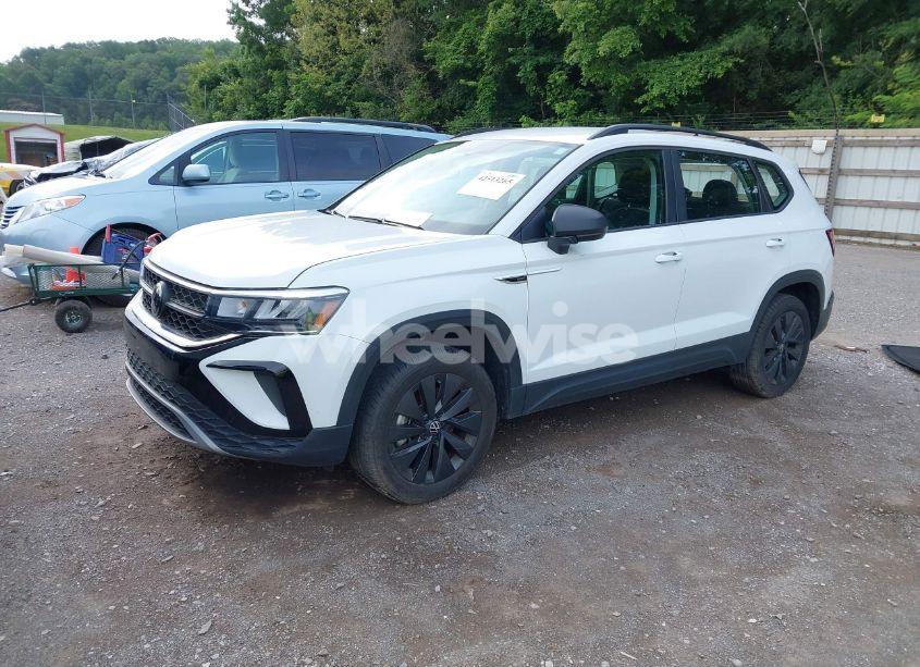 Photo 2 of 2023 Volkswagen Taos S (VIN 3VVCX7B29PM368783)