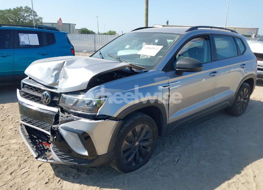 Photo 2 of 2023 Volkswagen Taos 1.5T S (VIN 3VVCX7B29PM374941)