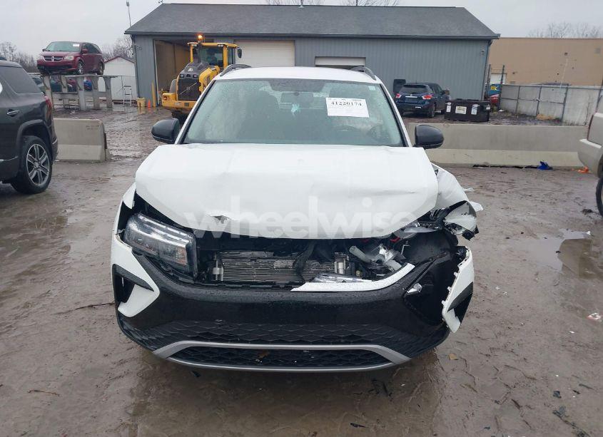 Photo 11 of 2022 Volkswagen Taos 1.5T S (VIN 3VVCX7B2XNM013053)