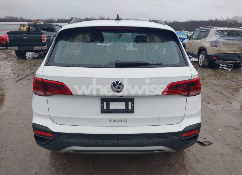Photo 15 of 2022 Volkswagen Taos 1.5T S (VIN 3VVCX7B2XNM013053)