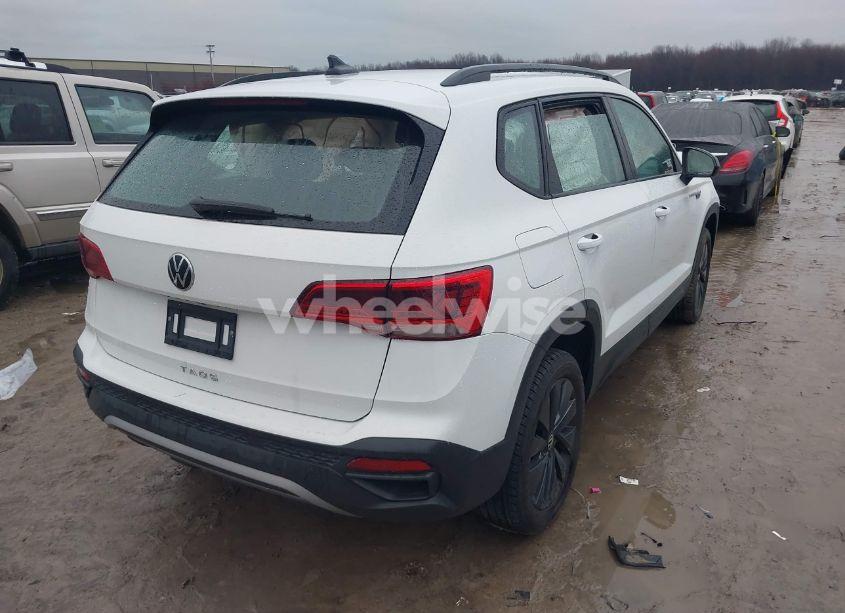 Photo 4 of 2022 Volkswagen Taos 1.5T S (VIN 3VVCX7B2XNM013053)