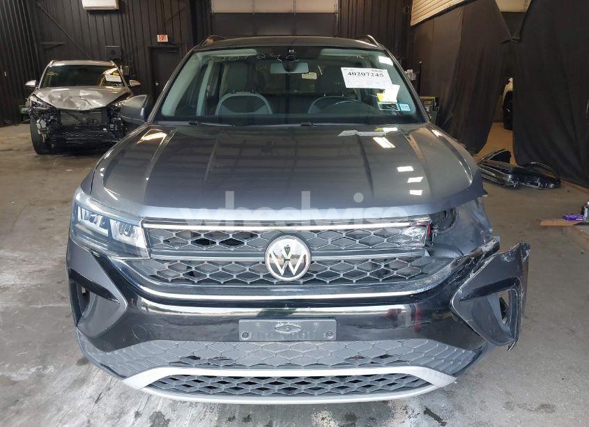 Photo 13 of 2022 Volkswagen Taos 1.5T S (VIN 3VVDX7B22NM003413)