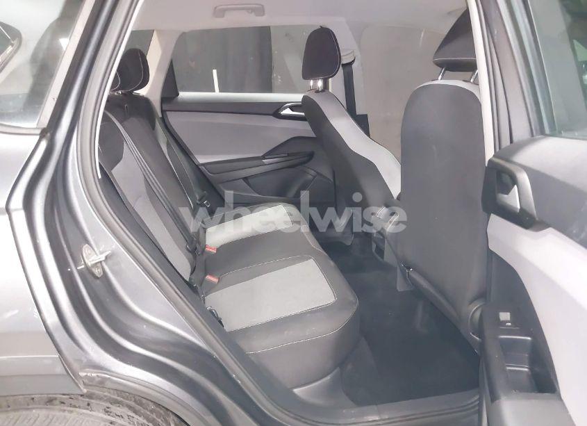 Photo 8 of 2022 Volkswagen Taos 1.5T S (VIN 3VVDX7B22NM003413)