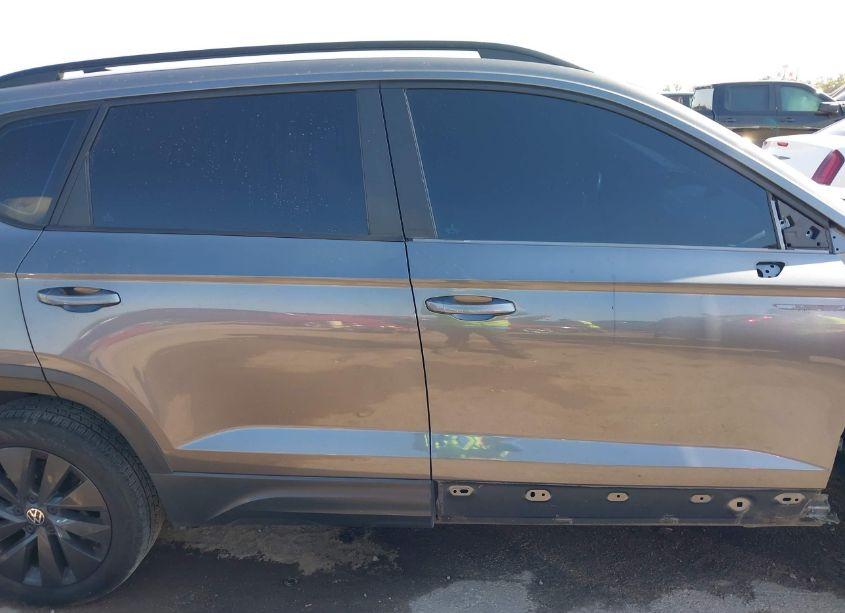 Photo 14 of 2022 Volkswagen Taos 1.5T S (VIN 3VVDX7B23NM011939)