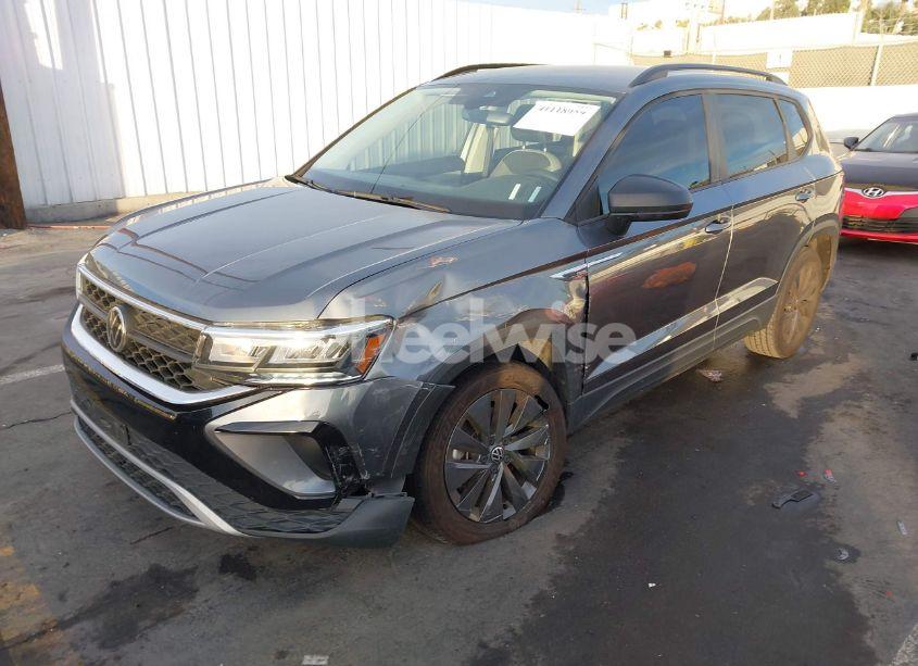 Photo 2 of 2023 Volkswagen Taos 1.5T S (VIN 3VVDX7B24PM303926)