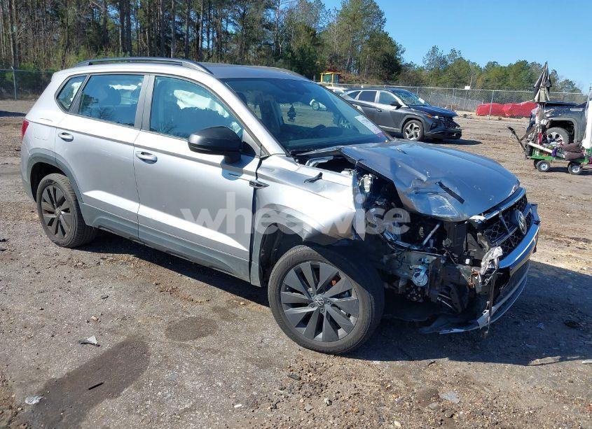 2023 Volkswagen Taos 1.5T S (VIN 3VVDX7B26PM353338) main photo