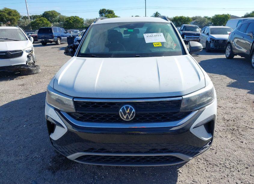 Photo 12 of 2022 Volkswagen Taos 1.5T S (VIN 3VVDX7B28NM005182)