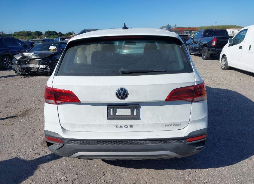Photo 16 of 2022 Volkswagen Taos 1.5T S (VIN 3VVDX7B28NM005182)