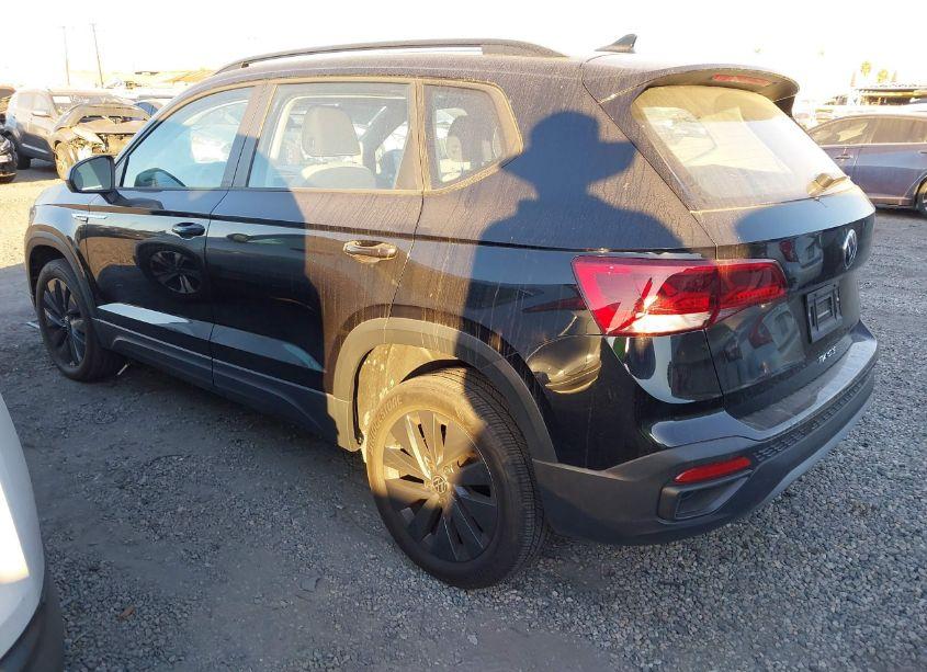 Photo 3 of 2022 Volkswagen Taos 1.5T S (VIN 3VVDX7B28NM022578)