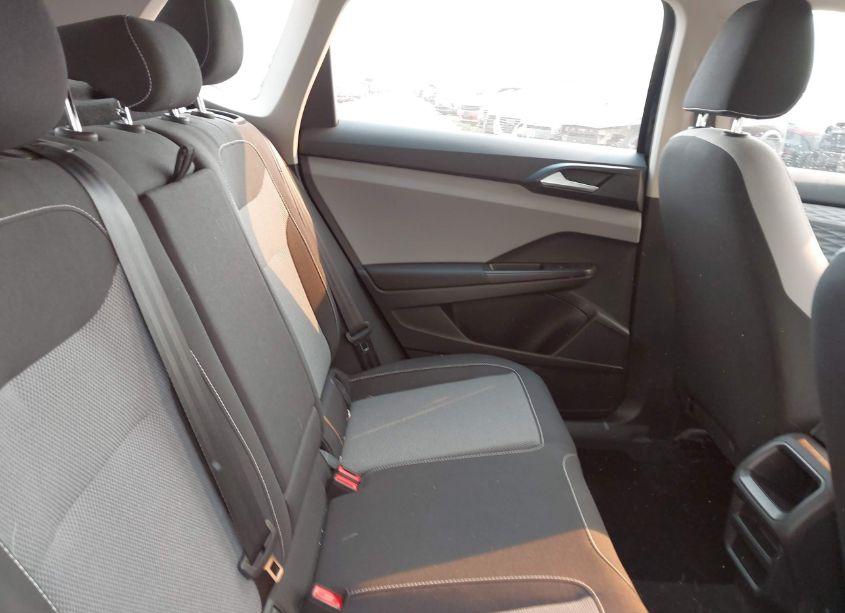 Photo 8 of 2022 Volkswagen Taos 1.5T S (VIN 3VVDX7B28NM022578)