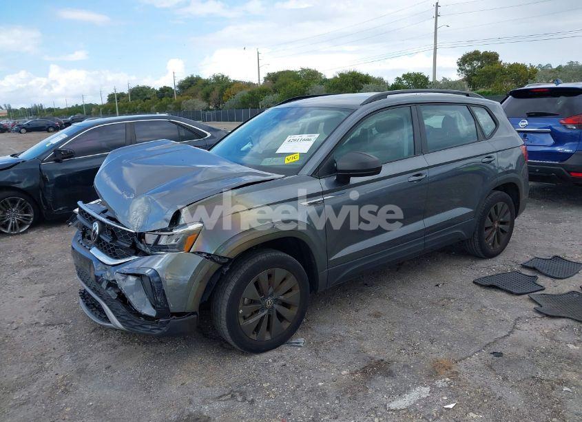 Photo 2 of 2023 Volkswagen Taos 1.5T S (VIN 3VVDX7B28PM326951)