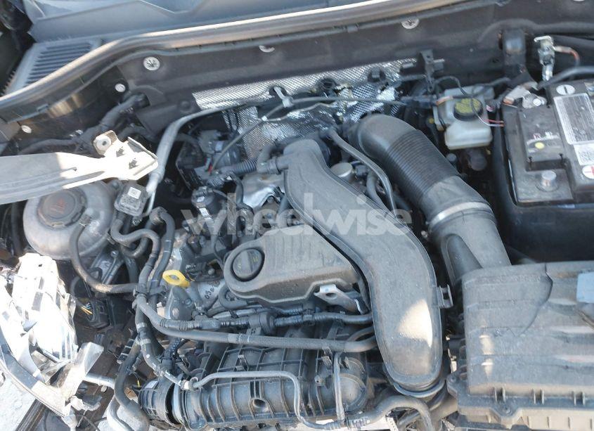 Photo 10 of 2022 Volkswagen Taos 1.5T S (VIN 3VVDX7B29NM025795)