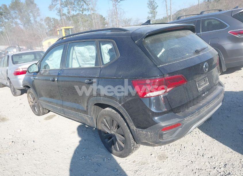 Photo 3 of 2022 Volkswagen Taos 1.5T S (VIN 3VVDX7B29NM025795)