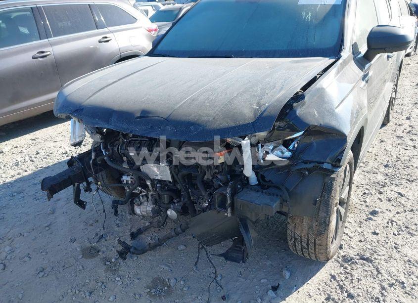 Photo 6 of 2022 Volkswagen Taos 1.5T S (VIN 3VVDX7B29NM025795)