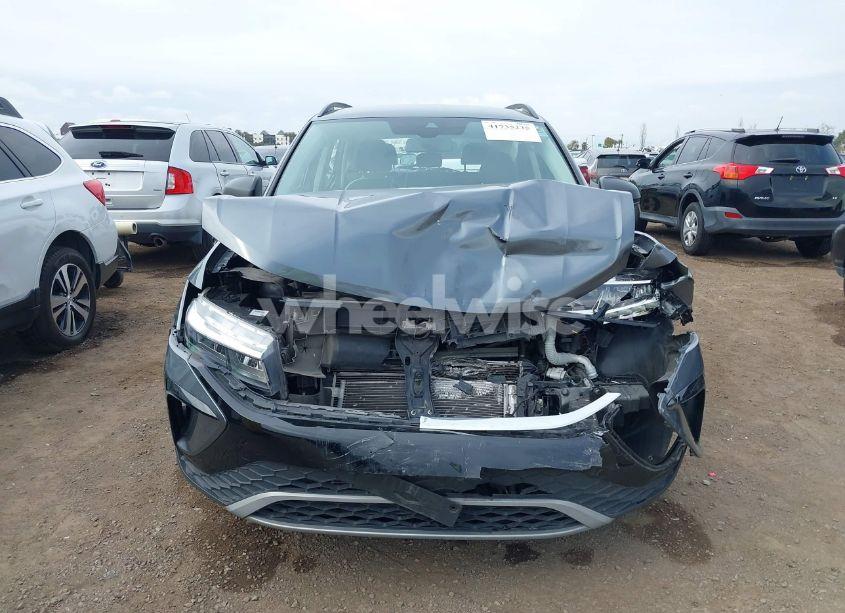 Photo 12 of 2022 Volkswagen Taos 1.5T S (VIN 3VVDX7B2XNM044372)