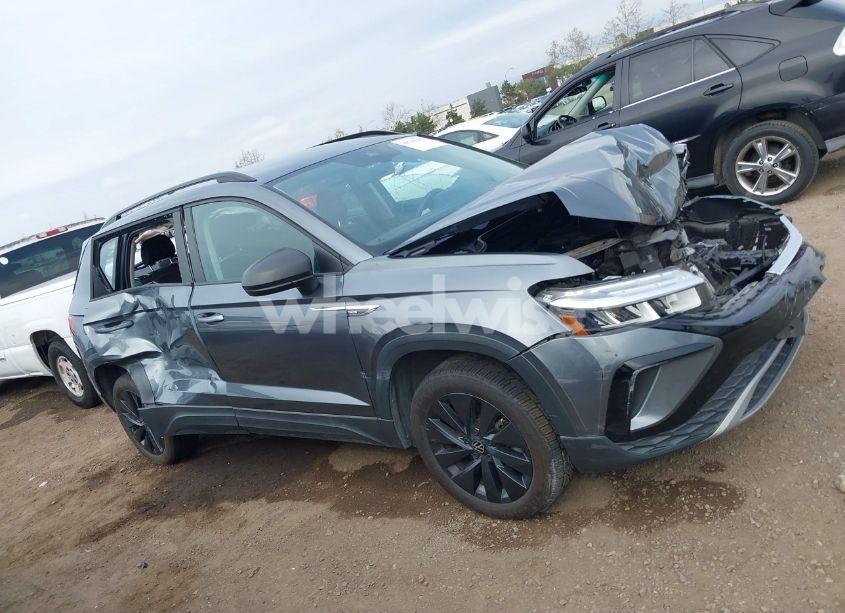 Photo 13 of 2022 Volkswagen Taos 1.5T S (VIN 3VVDX7B2XNM044372)