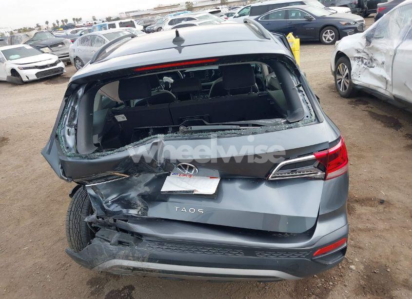 Photo 16 of 2022 Volkswagen Taos 1.5T S (VIN 3VVDX7B2XNM044372)
