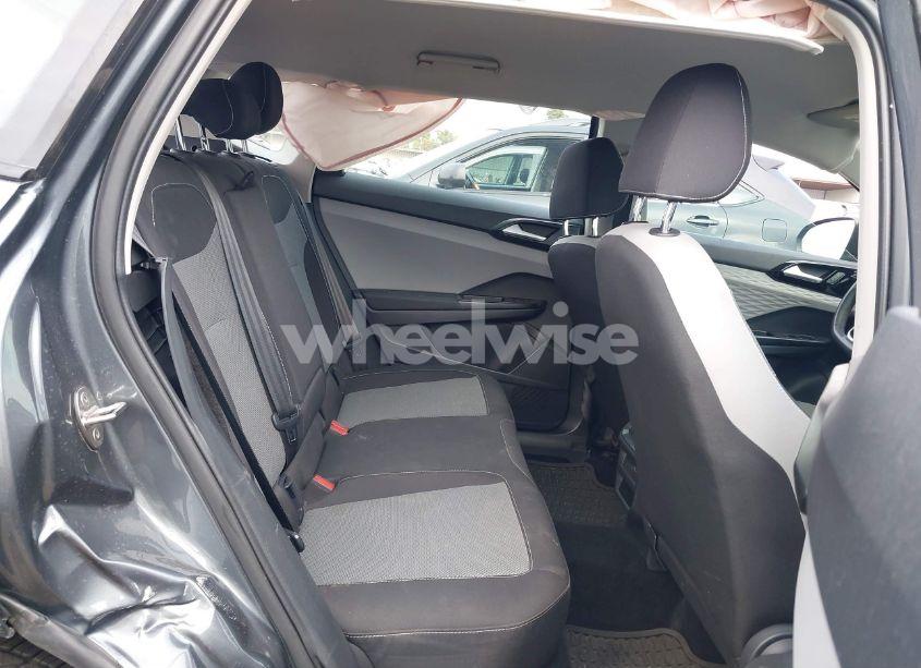 Photo 8 of 2022 Volkswagen Taos 1.5T S (VIN 3VVDX7B2XNM044372)