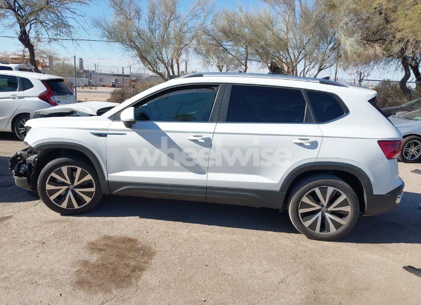 Photo 15 of 2023 Volkswagen Taos 1.5T SE (VIN 3VVEX7B20PM326656)