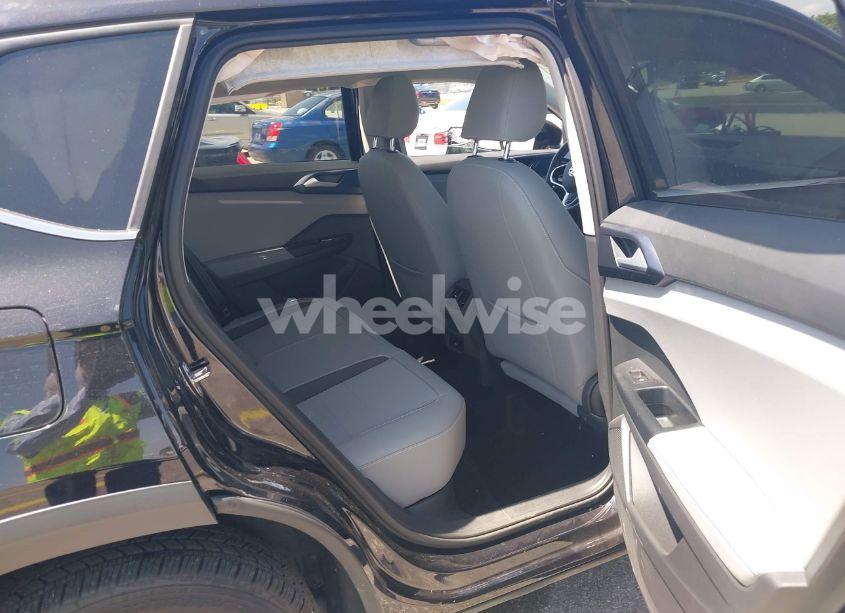 Photo 8 of 2024 Volkswagen Taos 1.5T SE (VIN 3VVEX7B20RM047467)