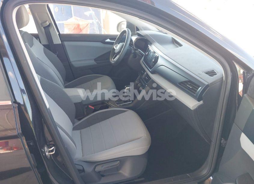 Photo 5 of 2023 Volkswagen Taos 1.5T SE (VIN 3VVEX7B23PM317594)