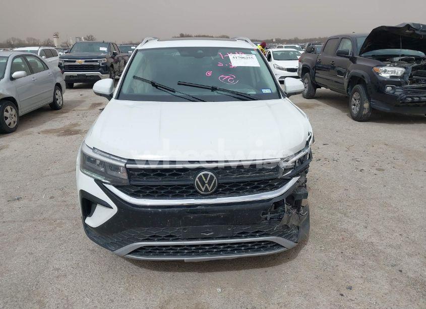Photo 12 of 2023 Volkswagen Taos 1.5T SE (VIN 3VVEX7B23PM367122)