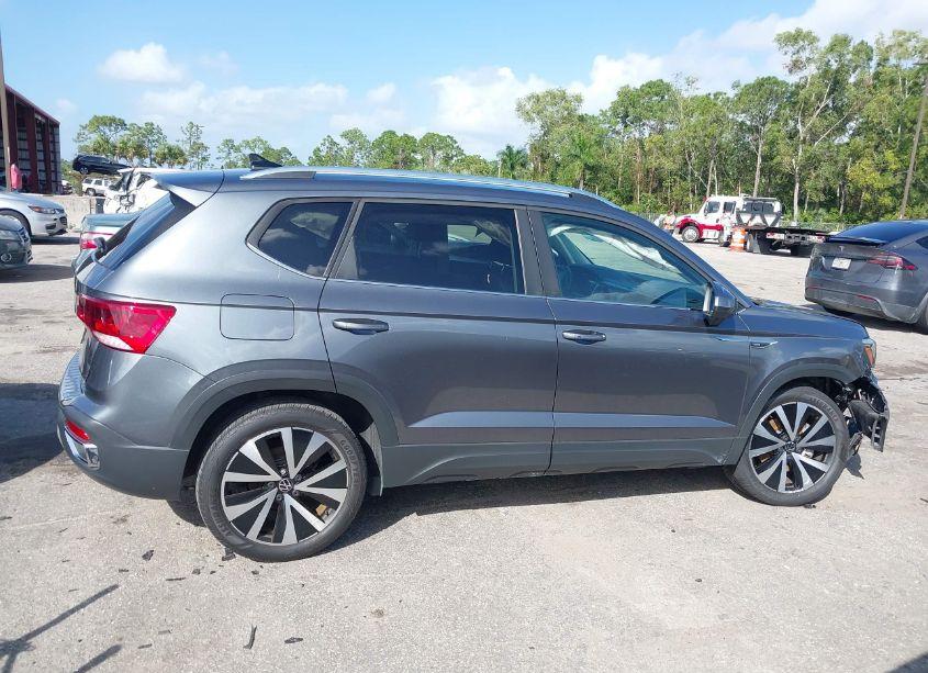 Photo 13 of 2023 Volkswagen Taos 1.5T SE (VIN 3VVEX7B24PM330516)