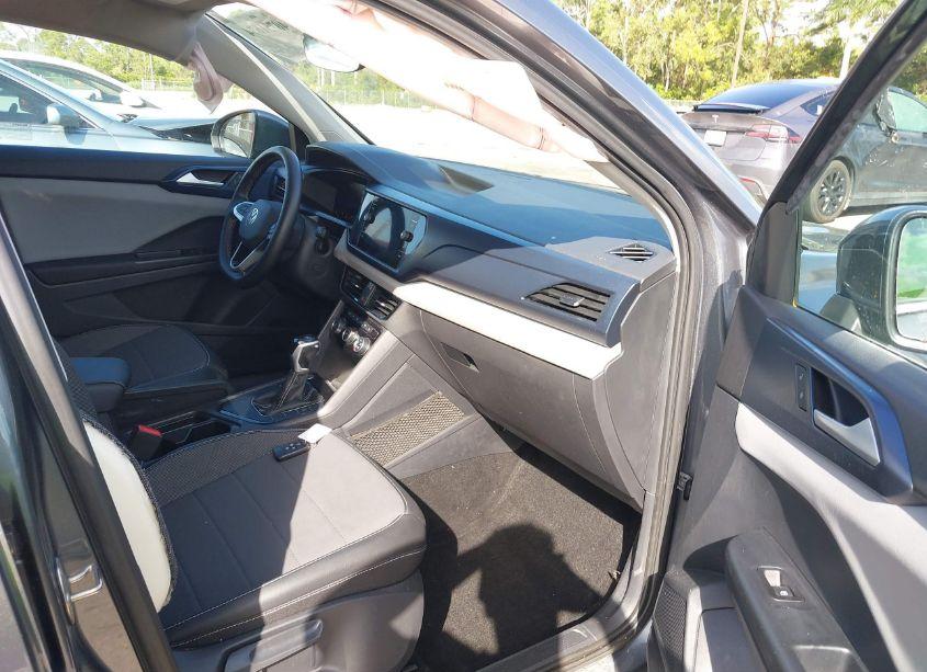 Photo 5 of 2023 Volkswagen Taos 1.5T SE (VIN 3VVEX7B24PM330516)