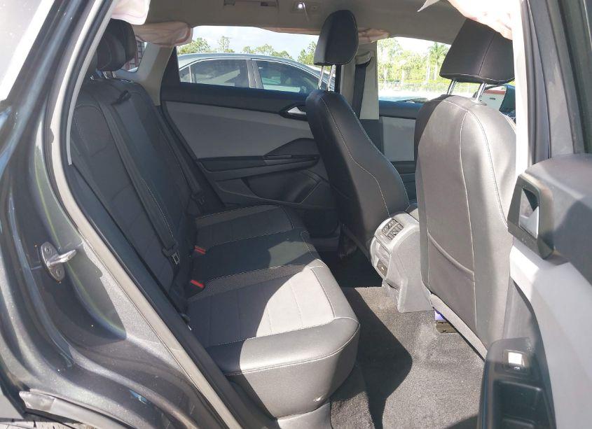 Photo 8 of 2023 Volkswagen Taos 1.5T SE (VIN 3VVEX7B24PM330516)