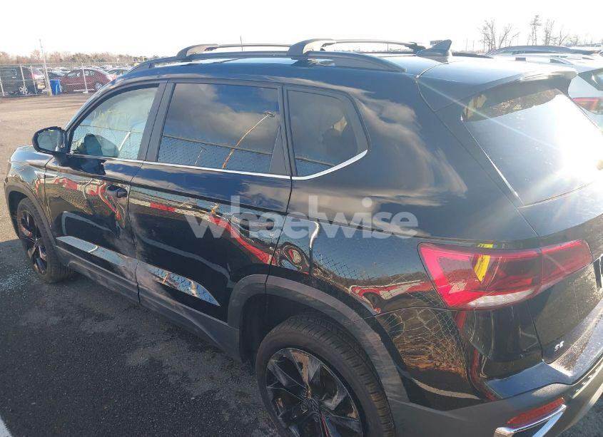 Photo 14 of 2024 Volkswagen Taos 1.5T SE (VIN 3VVEX7B24RM007974)