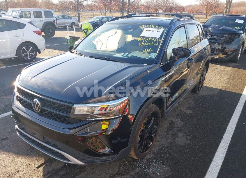 Photo 6 of 2024 Volkswagen Taos 1.5T SE (VIN 3VVEX7B24RM007974)