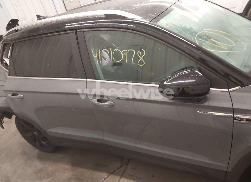 Photo 13 of 2023 Volkswagen Taos 1.5T SE (VIN 3VVEX7B25PM343386)