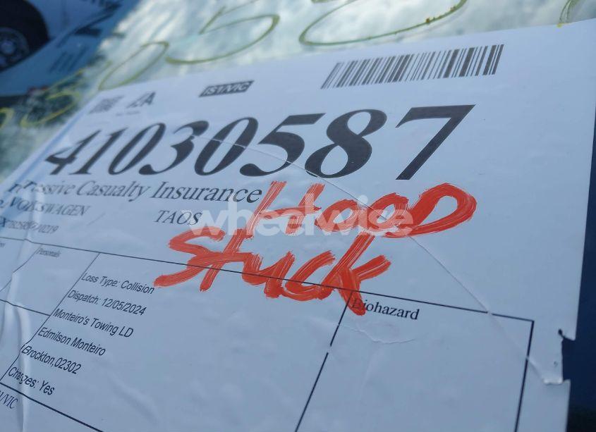 Photo 10 of 2024 Volkswagen Taos 1.5T SE (VIN 3VVEX7B25RM010219)