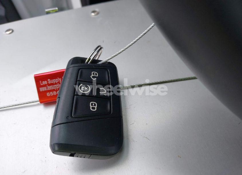 Photo 11 of 2023 Volkswagen Taos 1.5T SE (VIN 3VVEX7B27PM300636)