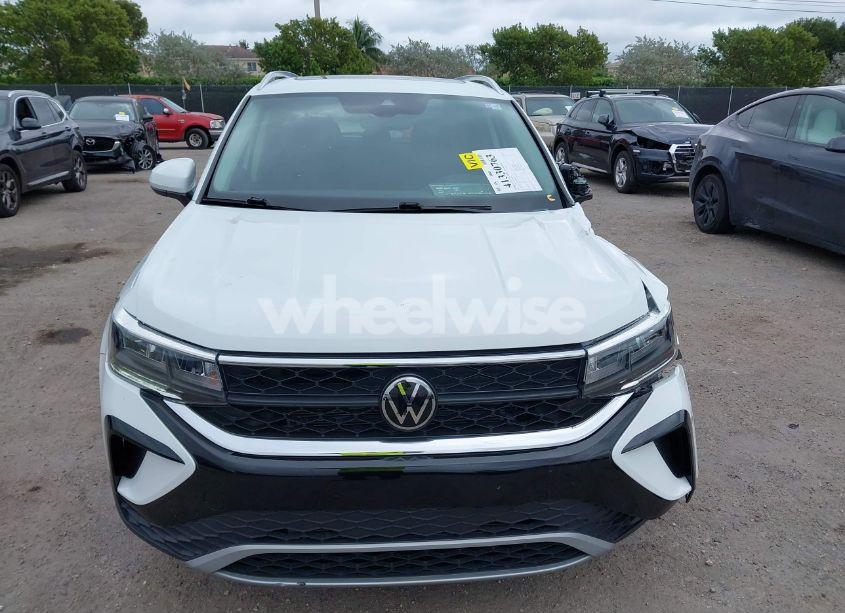 Photo 12 of 2023 Volkswagen Taos 1.5T SE (VIN 3VVEX7B27PM300636)