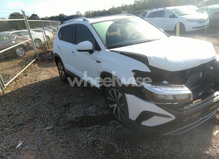 2023 Volkswagen Taos 1.5T SE (VIN 3VVEX7B27PM320403) main photo