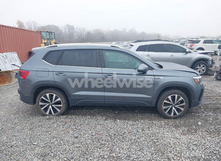 Photo 13 of 2023 Volkswagen Taos 1.5T SE (VIN 3VVEX7B28PM326744)