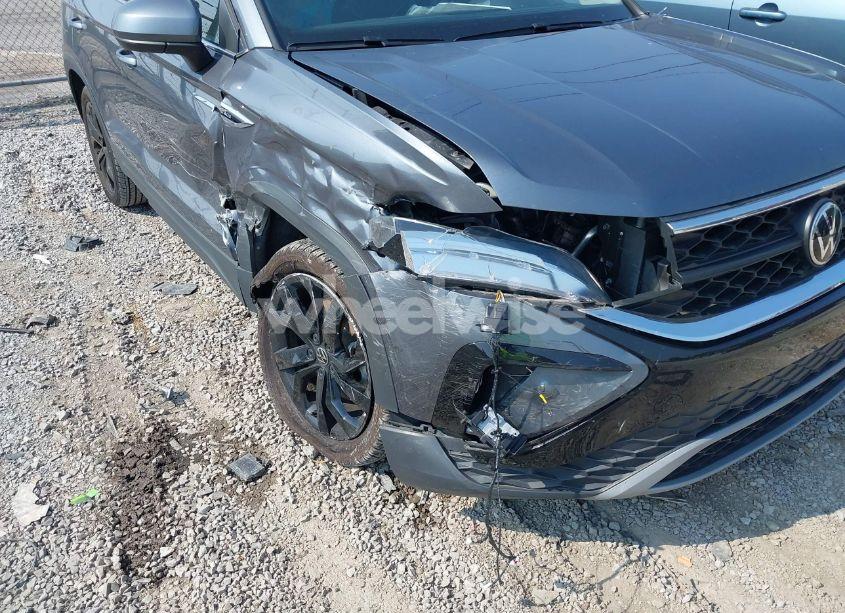 Photo 6 of 2023 Volkswagen Taos 1.5T SE (VIN 3VVEX7B28PM349683)