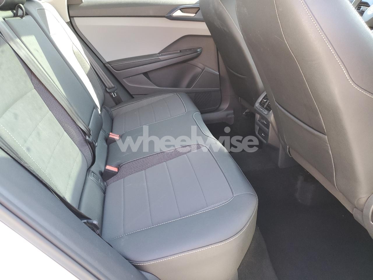 Photo 11 of 2024 VOLKSWAGEN TAOS SE N/A (VIN 3VVEX7B28RM127079)