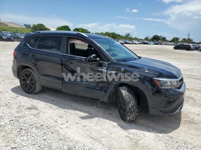 Photo 6 of 2023 VOLKSWAGEN TAOS SE (VIN 3VVEX7B2XPM327314)