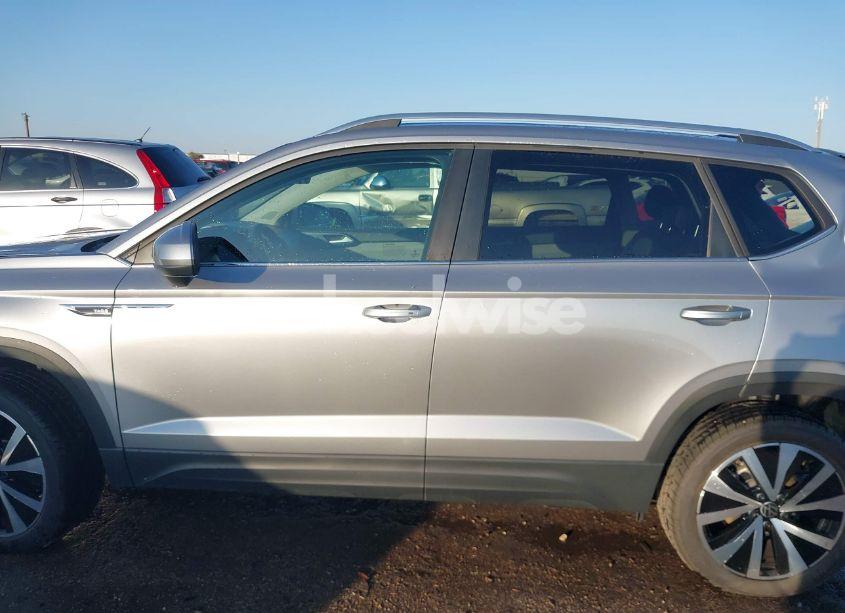 Photo 14 of 2024 Volkswagen Taos 1.5T SE (VIN 3VVEX7B2XRM102507)