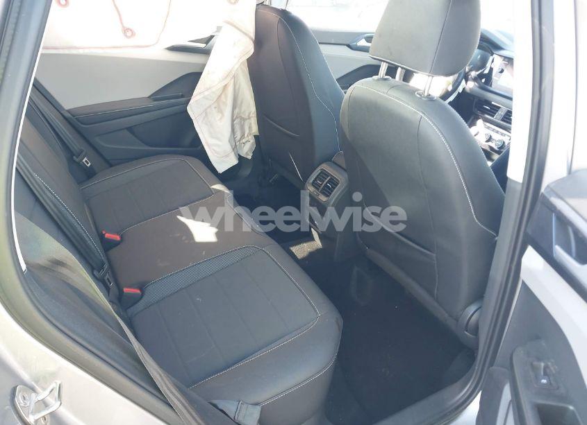 Photo 8 of 2024 Volkswagen Taos 1.5T SE (VIN 3VVEX7B2XRM129089)