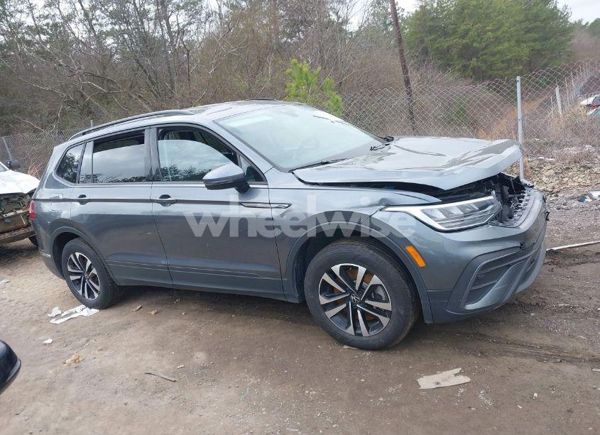 Photo 12 of 2024 Volkswagen Tiguan 2.0T S (VIN 3VVFB7AX0RM029048)